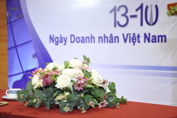 13-10 Chào Mừng Ngày Doanh Nhân Việt Nam