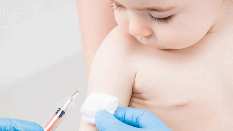 Tiêm nhầm vaccine COVID-19 cho 18 trẻ sơ sinh: Đình chỉ các cán bộ y tế