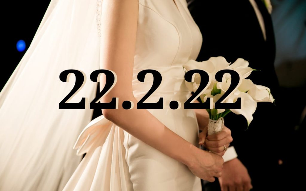 Nhấn để xem ảnh chất lượng hơn 22-2-22-Năng lượng của sự kết đôi và chung thủy