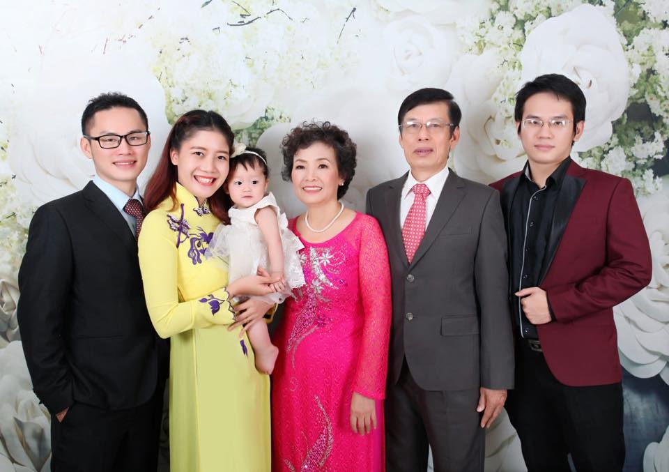 Chụp hình gia đình 