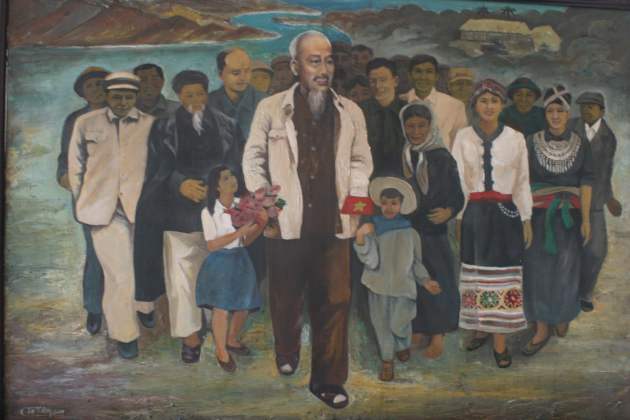 Bác Hồ với quê hương 