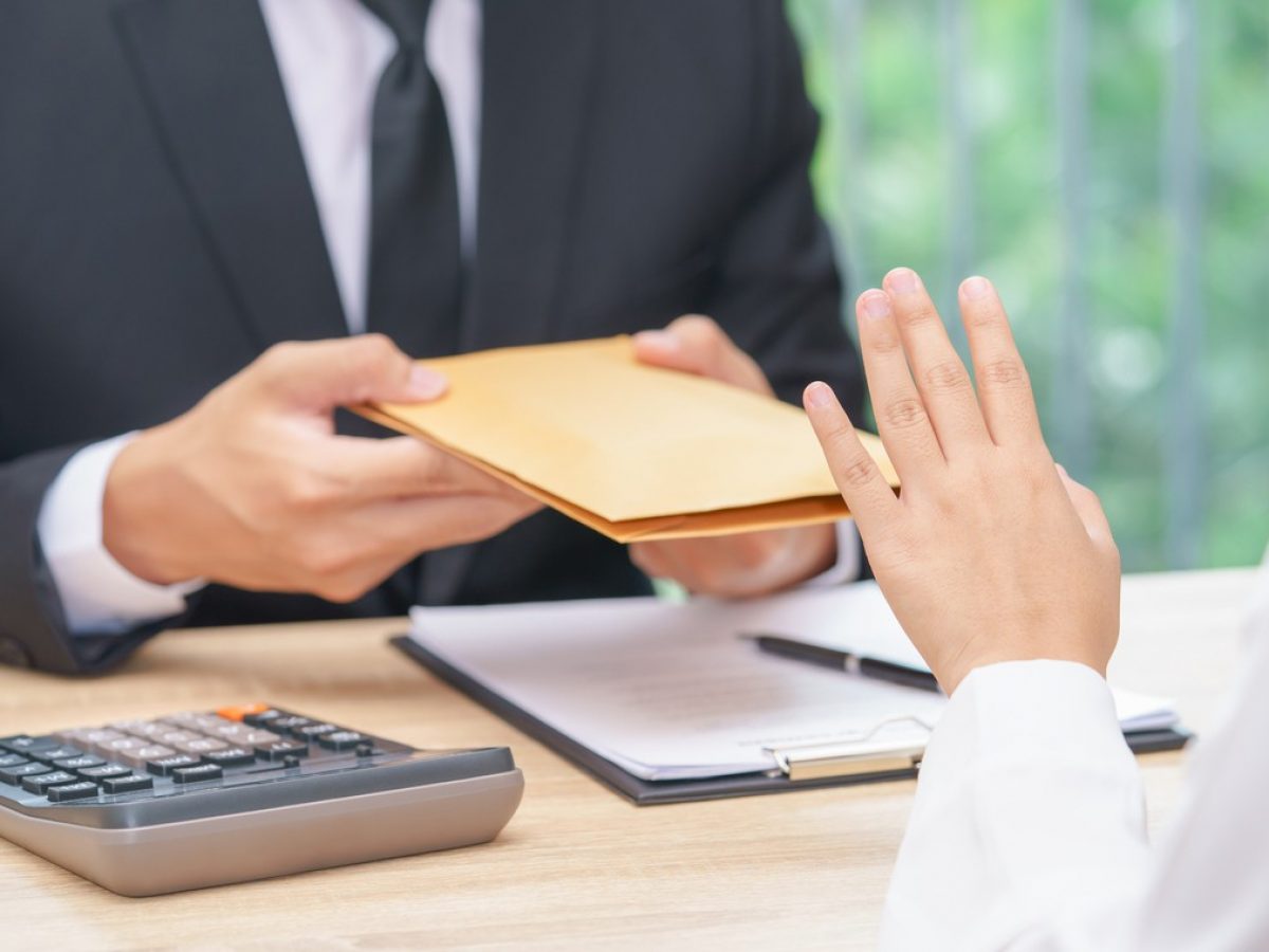 Nhấn để xem ảnh chất lượng hơn Biết từ chối khi sếp giao quá nhiều việc