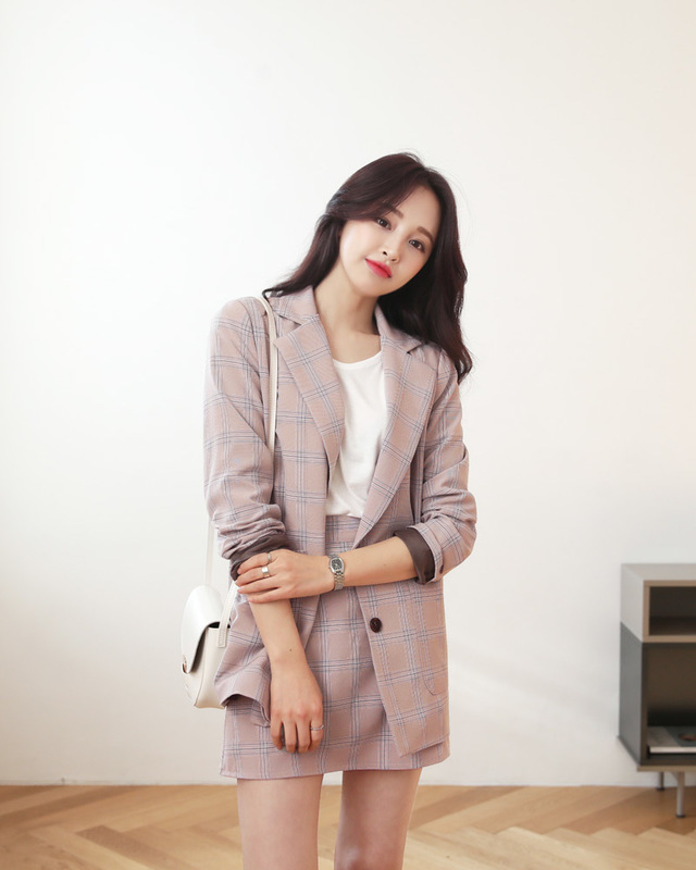 Nhấn để xem ảnh chất lượng hơn Áo blazer sang trọng cho cô nàng công sở