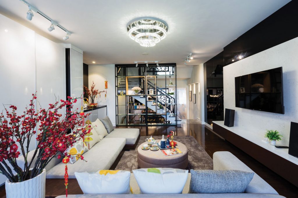 Nhấn để xem ảnh chất lượng hơn Trang trí phòng khách ngày Tết