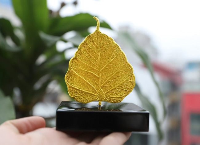 Nhấn để xem ảnh chất lượng hơn Đi mua vàng ngày vía Thần Tài