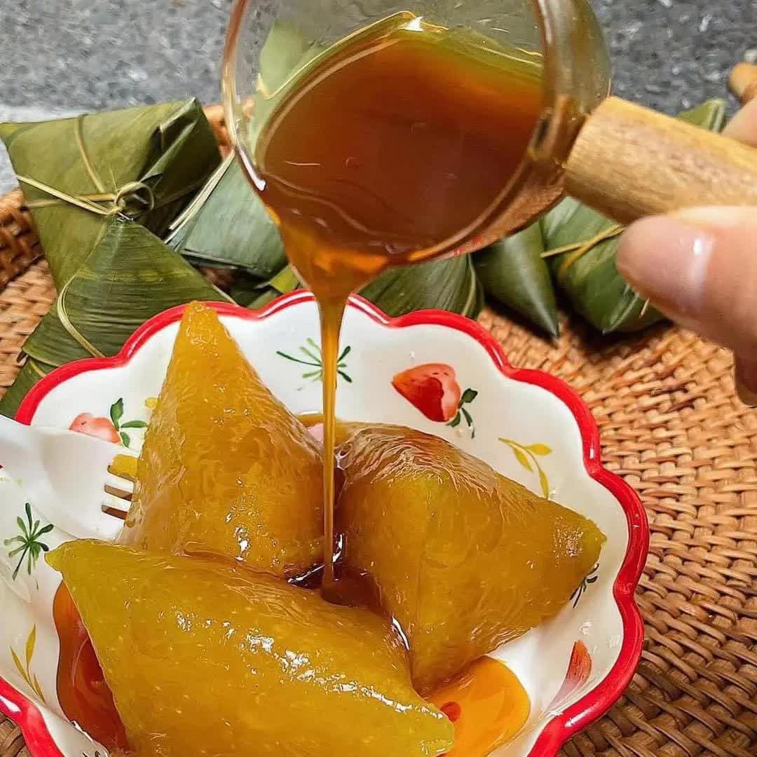 Bánh Tro, món ăn không thể thiếu dịp Tết Đoan Ngọ, có tác dụng thanh lọc, giải độc cơ thể 