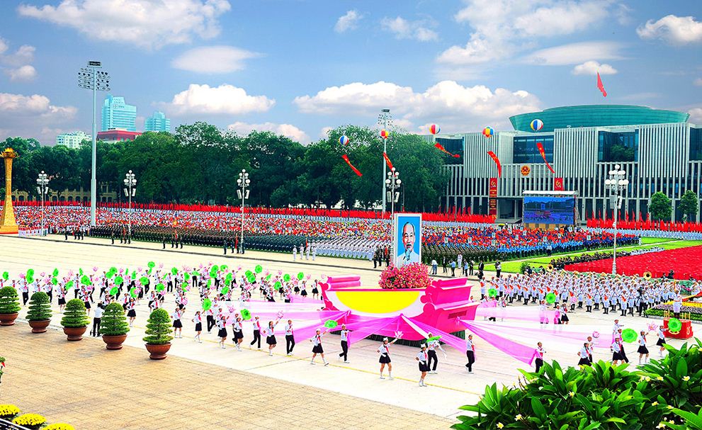 Nhấn để xem ảnh chất lượng hơn Chào Quốc Khánh