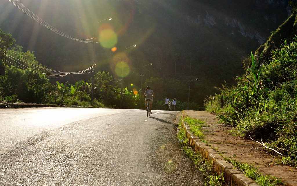 Nhấn để xem ảnh chất lượng hơn Nắng Mới