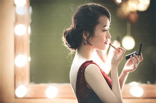 Phụ nữ biết yêu bản thân nhiều hơn 