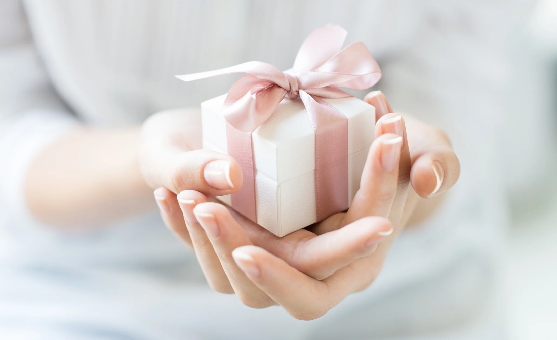 Nhấn để xem ảnh chất lượng hơn Ngày Phụ nữ Việt Nam 20/10 - Gửi tặng yêu thương và bất ngờ đến phái đẹp với những ý tưởng độc đáo