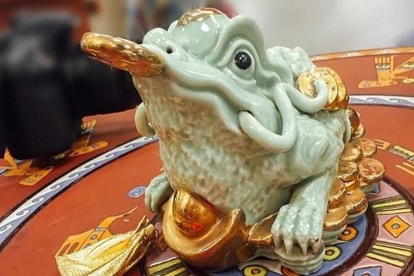 Nhấn để xem ảnh chất lượng hơn Cóc Thiềm Thừ