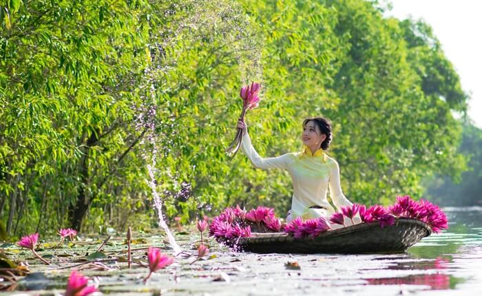 Hoạt động kỷ niệm ngày phụ nữ Việt Nam 