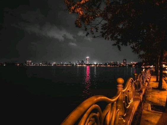 Nhấn để xem ảnh chất lượng hơn Dạo quanh Tây Hồ cảm nhận mùa Thu Hà Nội