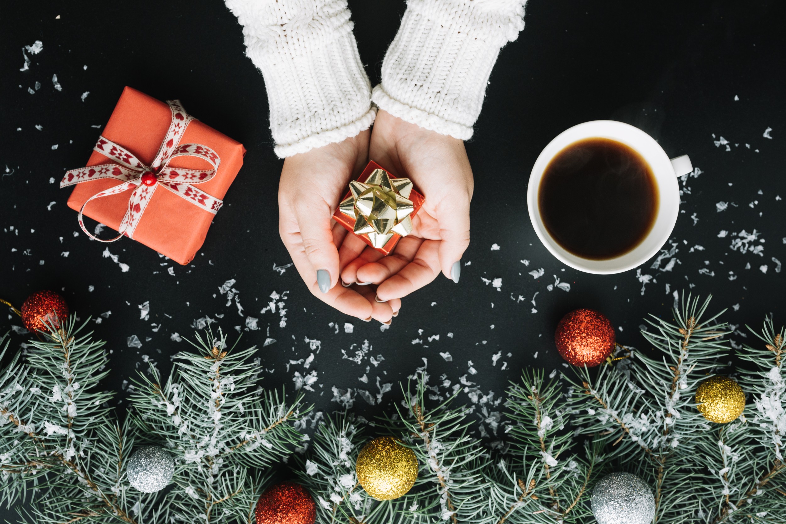 Trao gửi tình yêu thương ấm áp để tháng 12 tràn đầy ý nghĩa và kết thúc lại một năm đáng nhớ 