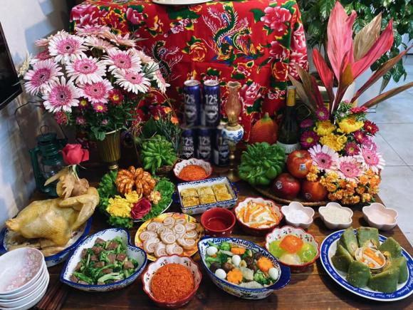 Nhấn để xem ảnh chất lượng hơn Mâm cỗ cúng ông Công ông Táo thường niên