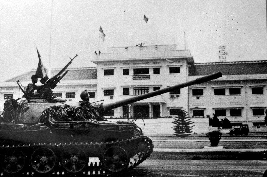 Giải phóng miền Nam - 10 